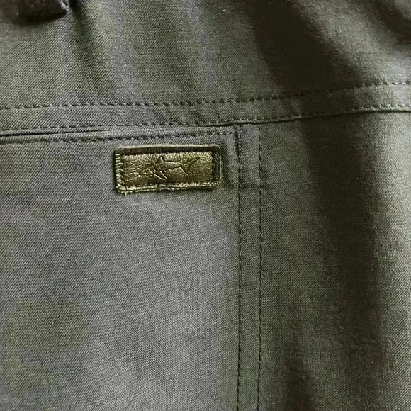 Greg Norman Men’s Straight Leg Navy Golf Slacks Size 40x32 Moisture Wicking - Picture 10 of 10